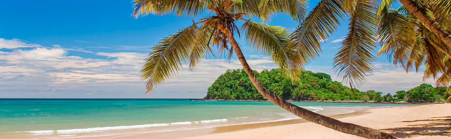 Tropisk strand på Nosy Be, Madagaskar