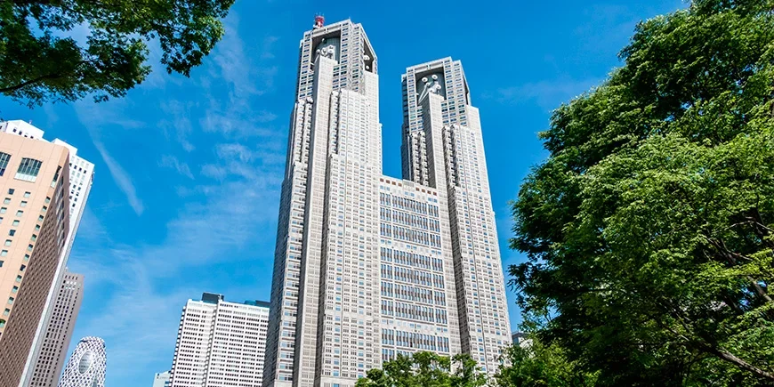 Solrik dag ved Tokyo Metropolitan Government Building