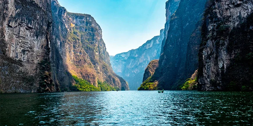 Solrik dag ved Sumidero-kløften