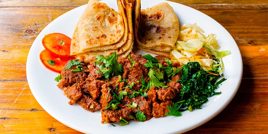 Nyama Choma med chapati-brød