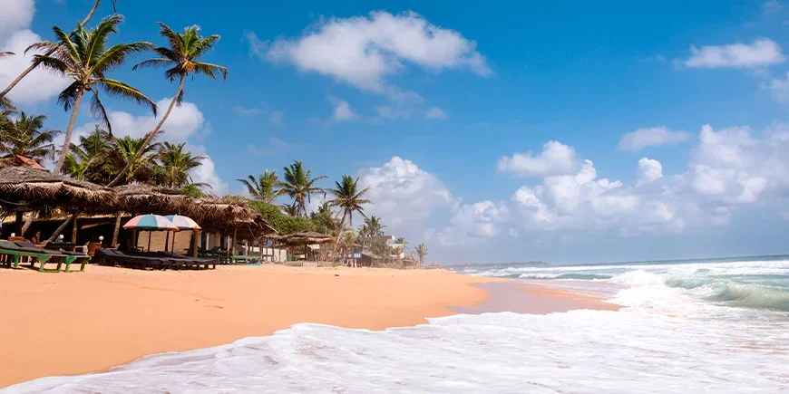 Strand ved Hikkaduwa på Sri Lanka